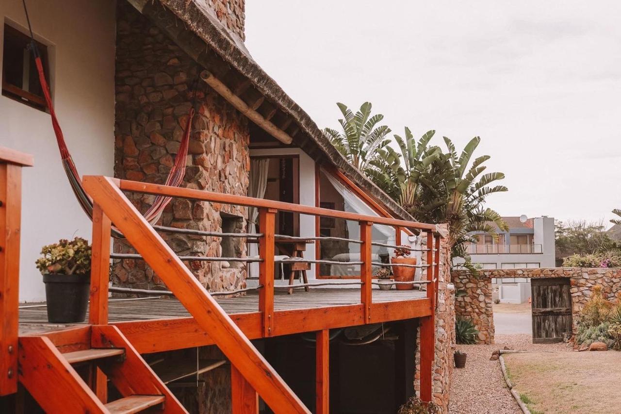 Dreamland House & At Supertubes Jeffreys Bay